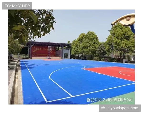 新手必看:篮球场上的“着地空间规则”到底保护了谁? 新手必看:篮球场上的“着地空间规则”到底保护了谁?